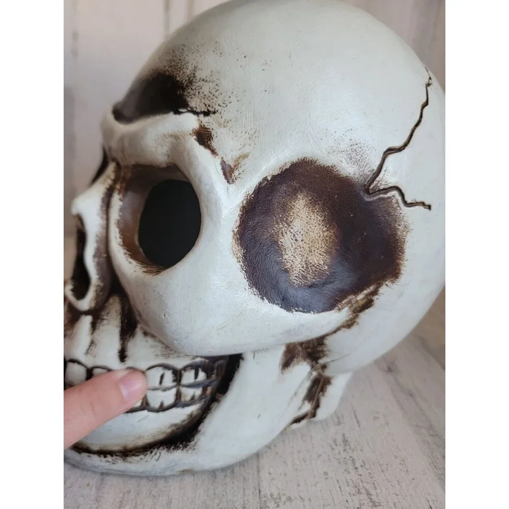 Blow‎ mold skull head Halloween prop decor light up unique skeleton